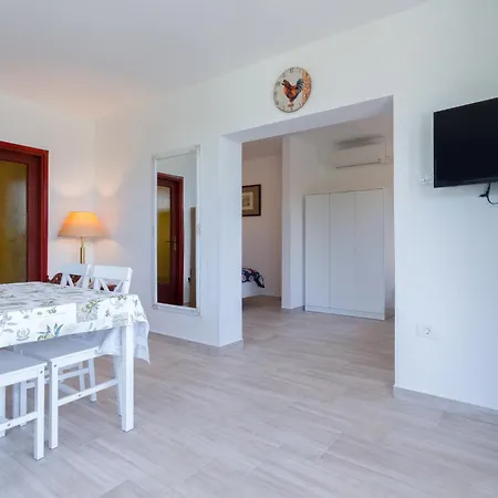 Appartement Juratovec *