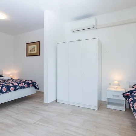 Juratovec Appartement *