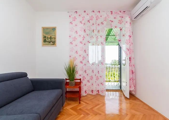 Juratovec דירה *