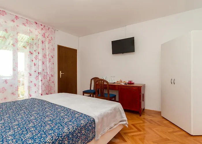 Juratovec בפורטורוז